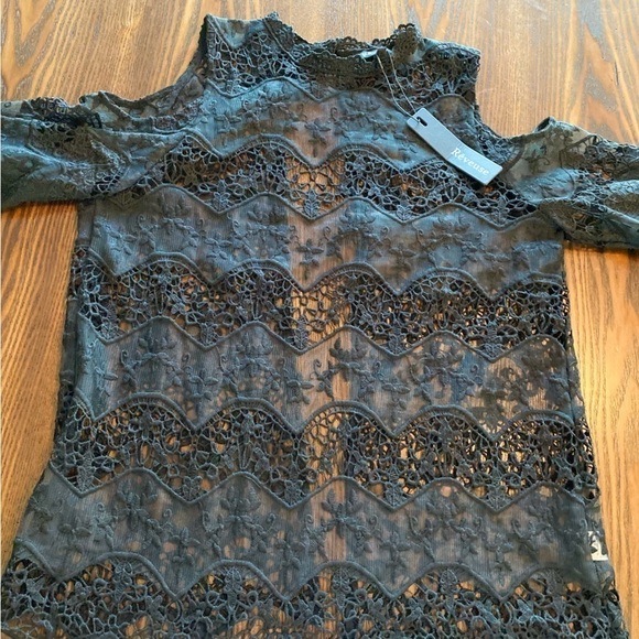 REVEUSE WOVEN TOP Black Bell SLEEVE womens large cold shoulder crochet - Picture 11 of 16